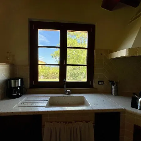 Case&colline Eliso ביבונה